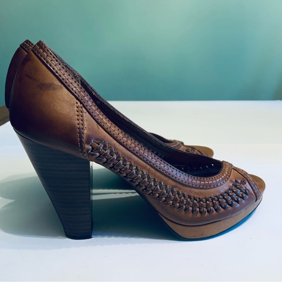 American eagle leather heels - Picture 7 of 11